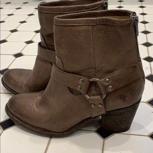 Frye Grey Harness Tabitha Short Boot 9.5
